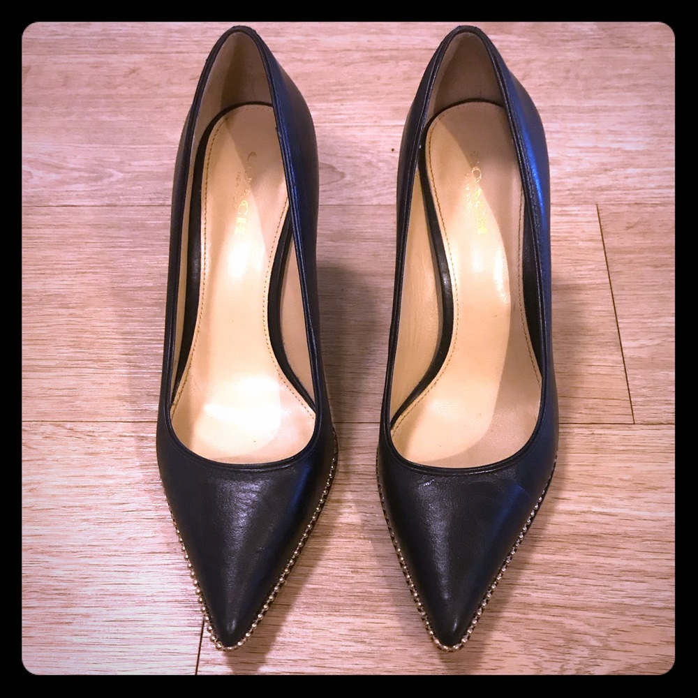 Coach - classic pumps with gold beaded detail